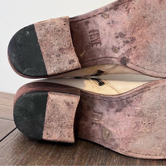 Frye Carson Piping Booties Womens size 8 - Picture 11 of 11